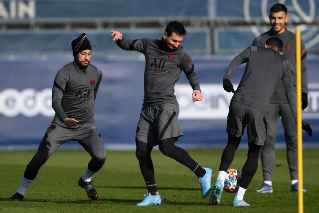 阿不都21+11齐麟31分 新疆5人上双大胜同曦